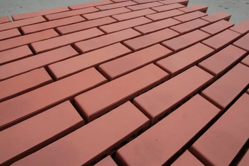 КИРПИЧ ВКЗ ЛИЦЕВОЙ КРАСНЫЙ ГЛАДКИЙ 0,7NF